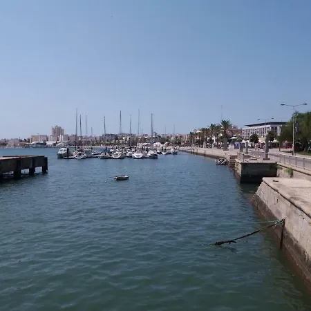 Typical Fishing Village In Historic Center I Vila